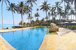 Candi Beach Resort & Spa